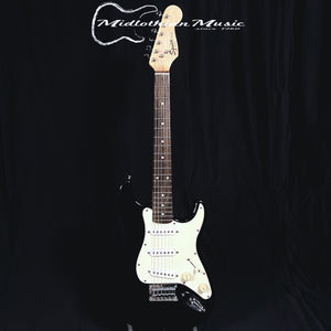 Fender - Squier Mini (3/4 Size) Stratocaster Electric Guitar - Black Finish w/Laurel Fingerboard USED