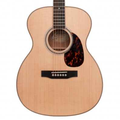 Larrivee OM-40 Silver Oak Deluxe Acoustic Guitar w/Case - Natural Satin Finish (139075)