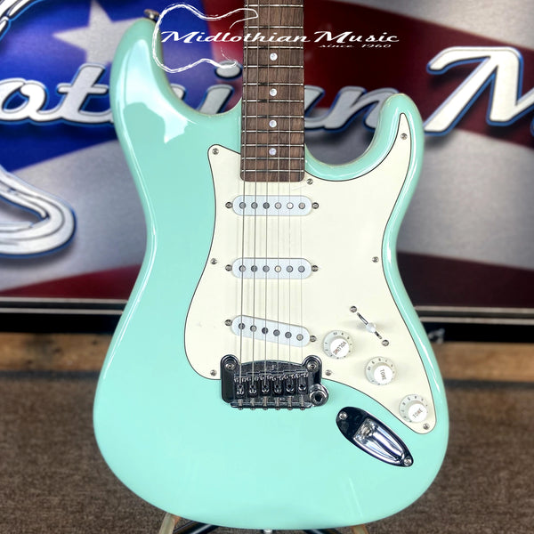 G&L USA Legacy - 6-String Electric Guitar - Surf Green Gloss Finish w/Case