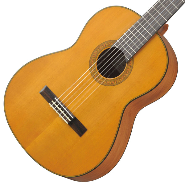 Yamaha CG122MCH - Solid Cedar Top - 6-String Nylon Classical Guitar - Natural Satin Finish