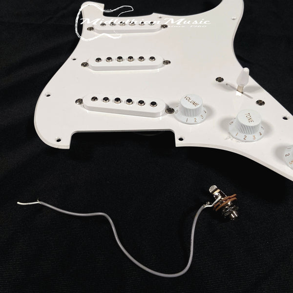 Strat Style Loaded Pickguard w/5-Way Switch & Alnico Magnet Pickups + Input Jack USED