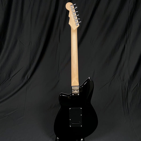 Reverend Jetstream 390 - Solidbody Electric Guitar - Midnight Black Gloss Finish w/Gold Pickguard